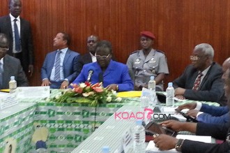 Côte d'Ivoire : Bédié menace les non à  jour de cotisations